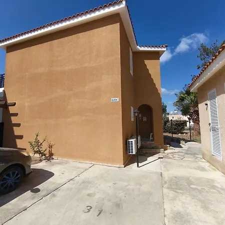 Hébergement de vacances Eden Gardens *