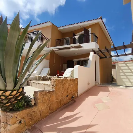 Holiday home Eden Gardens *