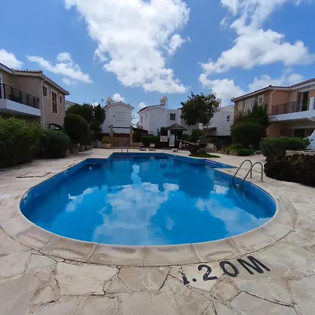 Eden Gardens Holiday home