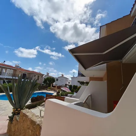 Holiday home Eden Gardens