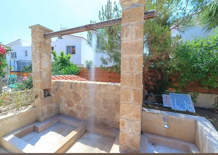 Holiday home Eden Gardens