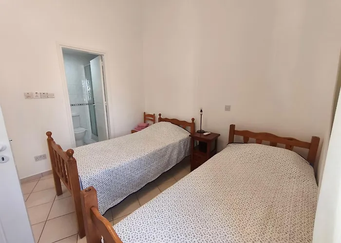 Eden Gardens Holiday home *